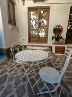Villa Sari affitta camere - Ferienwohnung La Caletta
