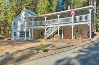 Strawberry Hill Cabin 5 Mi to Skiing and Lake - B&B