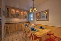 Avalon Escape Everything Within Walking Distance! - B&B Avalon