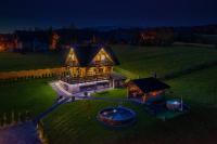 Domek w górach DeLuxe sauna,jacuzzi,basen,hot tub-Nowy Targ blisko Białka ,Zakopane - Bed and Breakfast Nowy Targ