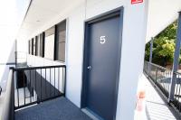 Airlie Sun & Sand Accommodation #5 - B&B