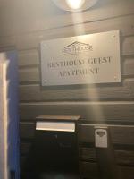 Renthouse Guest Apartment LOREEN - Ferienwohnung Weissenstein