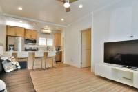 1000#2 Magnificent Beach Home w/ AC & 4K TVs - Ferienwohnung