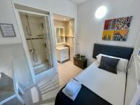 Single Room with Private External Toilet