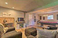 Hot Tub, Fire Pit and Resort Perks Tobyhanna Home! - B&B Tobyhanna