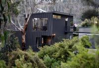 B&B Wye River - Months and Seasons - Momentary Escapes - Coastal House - Bed and Breakfast Wye River