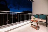 Kailani Luxury Central 3 Bedroom, 3 Bathroom Apartment With a Sunny Balcony - Bed and Breakfast Zadar