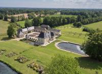 B&B Blay - Manoir de Cléronde - B&B - Bed and Breakfast Blay