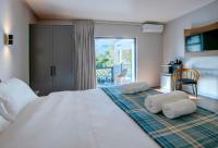 Chambre Lit Queen-Size - Vue sur Jardin