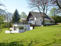 B&B Stoumont - Stately Chalet in Stoumont with Pool Sauna - Bed and Breakfast Stoumont