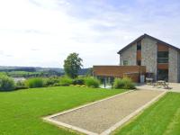 B&B Malmedy - Rich Holiday Home in Malmedy with Indoor Heated Pool - Bed and Breakfast Malmedy