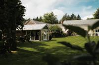 Stoodleigh Court Coach House - Bed and Breakfast