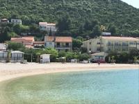 B&B Klek - Spacious and modern apartment directly on the beach in Klek 70 km away from Dubrovnik - Bed and Breakfast Klek