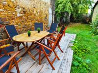 Maison avec jardin en centre ville - proche gare et circuit 24h du mans - B&B