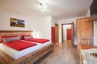Apartment mit Balkon
