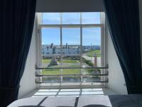 B&B Ayr - Ayr Apartment with Sea and Countryside views - Bed and Breakfast Ayr