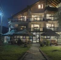 B&B Timișu de Jos - M7 Villa Bed& Bistro - Bed and Breakfast Timișu de Jos