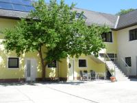 B&B Mauthausen - Peterseil's Radl Zimmer - Bed and Breakfast Mauthausen