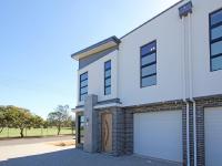 ✿Stylish Townhouse; with King Bed, NBN, Netflix, WIFI - B&B Christies Beach