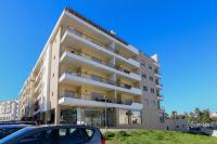 3-Bedroom Apartment with Pool Gym & Jacuzzi - B&B Lagos