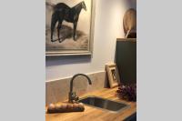 Cottage Normand avec sa grande piscine chauffée toute l année sur parc arboré et clos En plein coeur de la campagne adapté aux kids et Dog friendly - Chambres d'hôtes Saint-Antonin-de-Sommaire