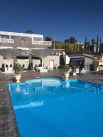 Deluxe Suite with Whirlpool and Sea View