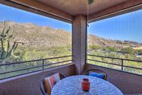 B&B Tucson - Serene Desert Escape with Porch and Resort-Style Perks - Bed and Breakfast Tucson