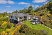 Bayview Valley Lodge Bed & Breakfast - Bed and Breakfast