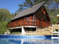 B&B Beaulieu - Pretty chalet in Beaulieu with private pool - Bed and Breakfast Beaulieu