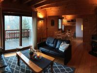 B&B Beaulieu - Pretty chalet in Beaulieu with private pool - Bed and Breakfast Beaulieu