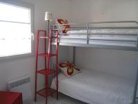 Two-Bedroom Apartment (4 Adults) - 29 rue des Rochemarines