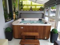 Silver Apartman - B&B Eger