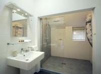 Chambre Double Deluxe (2 Adultes + 1 Enfant)