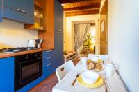 San Fedele Historical Como Center by RentAllComo - B&B Como