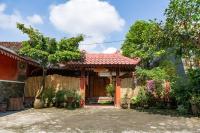 Rumah Ukhi Guest House - Chambres d’hôtes Yogyakarta
