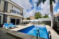 Villa con piscina privada