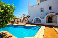 R116 Casa adosada con piscina privada en Cunit - B&B Cunit