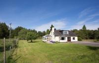 B&B Contin - Juniper Hill near Loch Achilty on the NC500 - Bed and Breakfast Contin