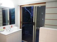 Lorikeet One-Bedroom Cottage with Spa