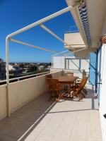 Appartamento con 3 Camere da Letto