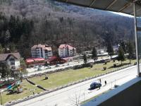 Apartament 3 camere Slanic Moldova. priveliste deosebita! 200m pârtie - B&B Slănic-Moldova