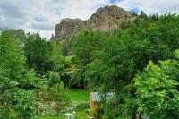Briançon-Serre Chevalier - Apt 3 pièces - 4 à 6 couchages - Au calme-Jardin mis à dispo - Chambres d'hôtes Briançon