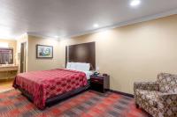 Econo Lodge Inn & Suites Escondido Downtown