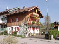 B&B Bad Endorf - Haus Oberland - Bed and Breakfast Bad Endorf