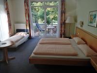 Familiensuite mit Balkon