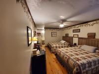 Habitación con cama grande