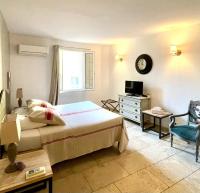 B&B L'Isle - Un Coin De Luberon - Bed and Breakfast L'Isle