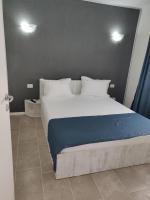 Junior Suite with Garden View