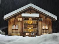 Nostalgie Bed & Breakfast Chrämerhus - B&B Curaglia