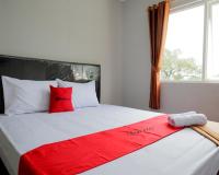 B&B Alastuwo - RedDoorz @ City Park Medoho Semarang - Bed and Breakfast Alastuwo